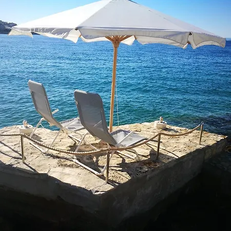 House With Hot Pool דירה