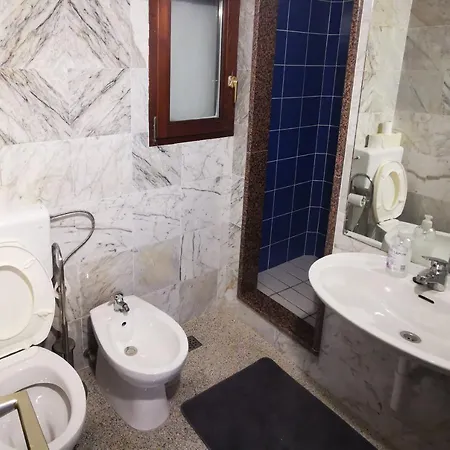 דירה House With Hot Pool